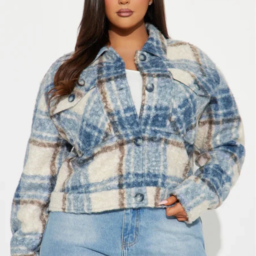 🔥Plaid Blue and White Women's Jacket- Actual color is the first 4 photos. - Picture 1 of 5